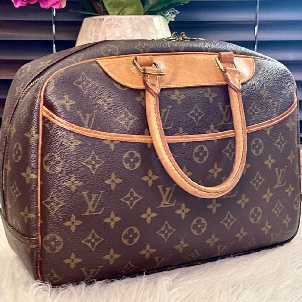 AUTHENTIC Louis Vuitton Deauville bag - Picture 2 of 13